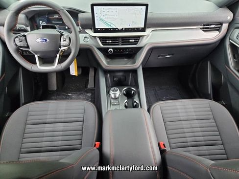 New 2026 Ford Explorer ST-Line w/ ST-Line Street Pack RWD image 10