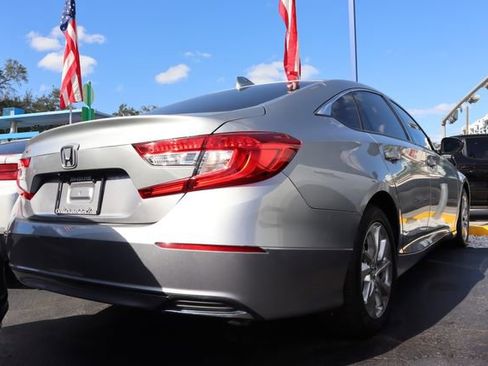 Used 2019 Honda Accord LX image 7