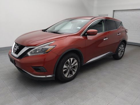 Used 2018 Nissan Murano S FWD image 2