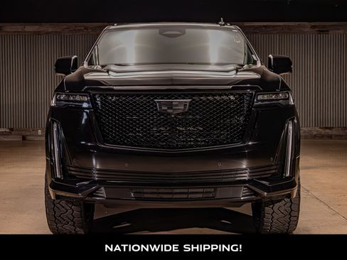 Used 2023 Cadillac Escalade Sport w/ Touring Package image 4