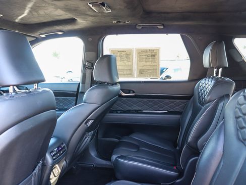 Used 2020 Hyundai Palisade Limited image 19