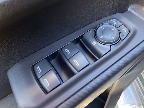 Used 2021 Chevrolet Silverado 1500 Custom image 21