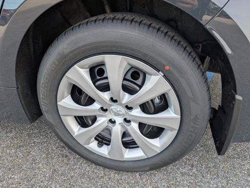 New 2026 Toyota Corolla LE image 29