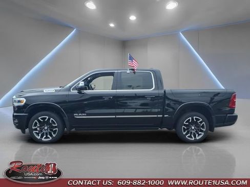 Used 2025 RAM 1500 Limited w/ Body Color Bumper Group AWD/4WD image 7