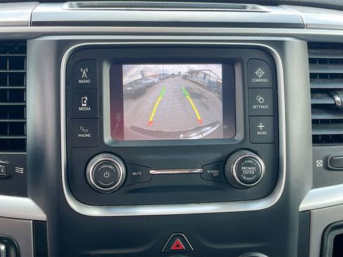 Used 2021 RAM 1500 Classic SLT image 13