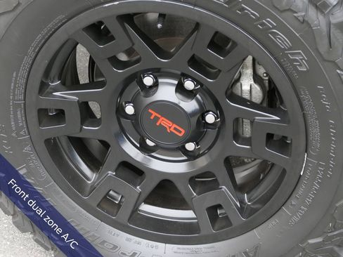 Used 2022 Toyota Tacoma TRD Sport w/ TRD Premium Sport Package RWD image 14