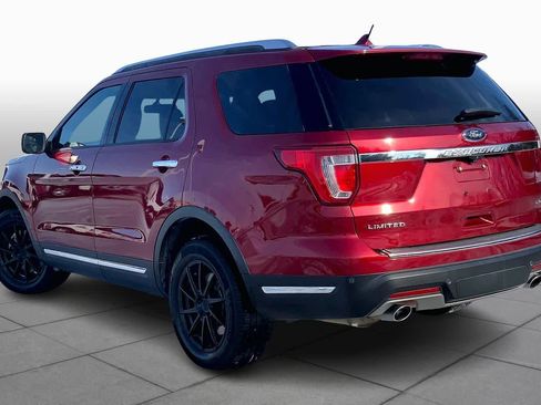 Used 2019 Ford Explorer Limited w/ Class III Trailer Tow Package image 11