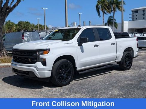 Certified 2023 Chevrolet Silverado 1500 Custom RWD image 3
