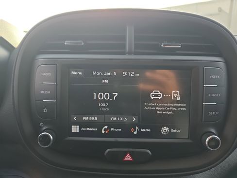 Used 2024 Kia Soul LX w/ Option Group 015 image 24