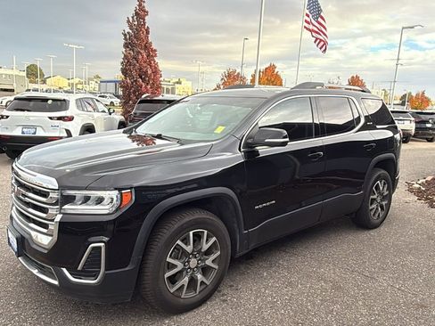 Used 2020 GMC Acadia SLE w/ Driver Convenience Package image 3