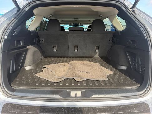 Used 2024 Subaru Outback Premium AWD/4WD image 15
