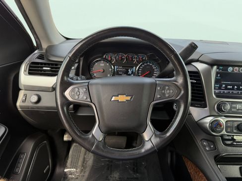 Used 2020 Chevrolet Suburban Premier image 51