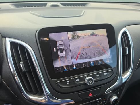 Used 2020 Chevrolet Equinox Premier AWD/4WD image 25