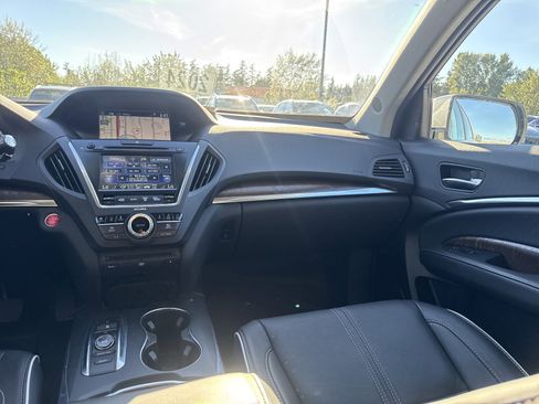 Used 2017 Acura MDX SH-AWD image 14
