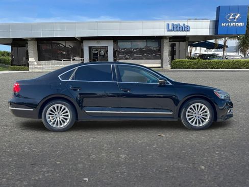 Used 2016 Volkswagen Passat 1.8T SE w/ Lighting Package (P06) image 9