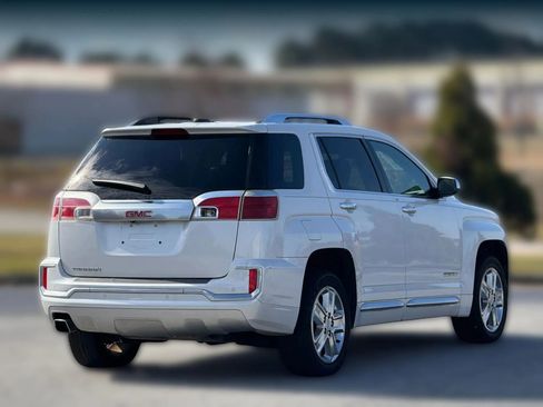 Used 2016 GMC Terrain Denali image 9