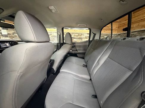 Used 2017 Toyota Tacoma SR5 w/ Tow Package AWD/4WD image 24