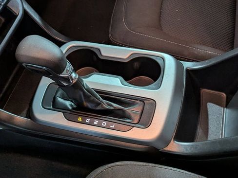 Used 2022 Chevrolet Colorado LT w/ LT Convenience Package image 37