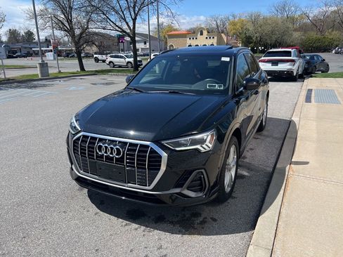 Used 2020 Audi Q3 2.0T Prestige w/ Prestige Package image 45