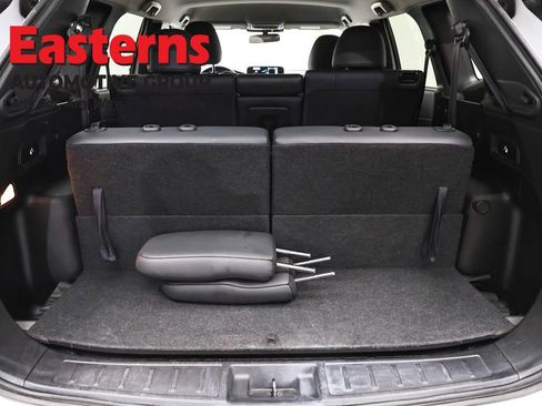 Used 2024 Mitsubishi Outlander SE AWD/4WD image 9