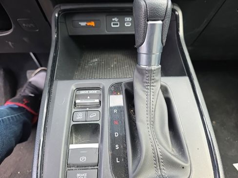 Used 2024 Honda CR-V EX image 19