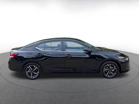 Used 2025 Nissan Sentra SV FWD image 16