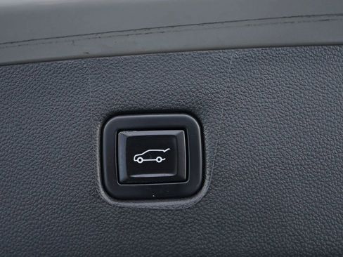 Used 2021 Chevrolet Blazer LT FWD image 41