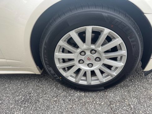 Used 2011 Cadillac CTS Sedan RWD image 10