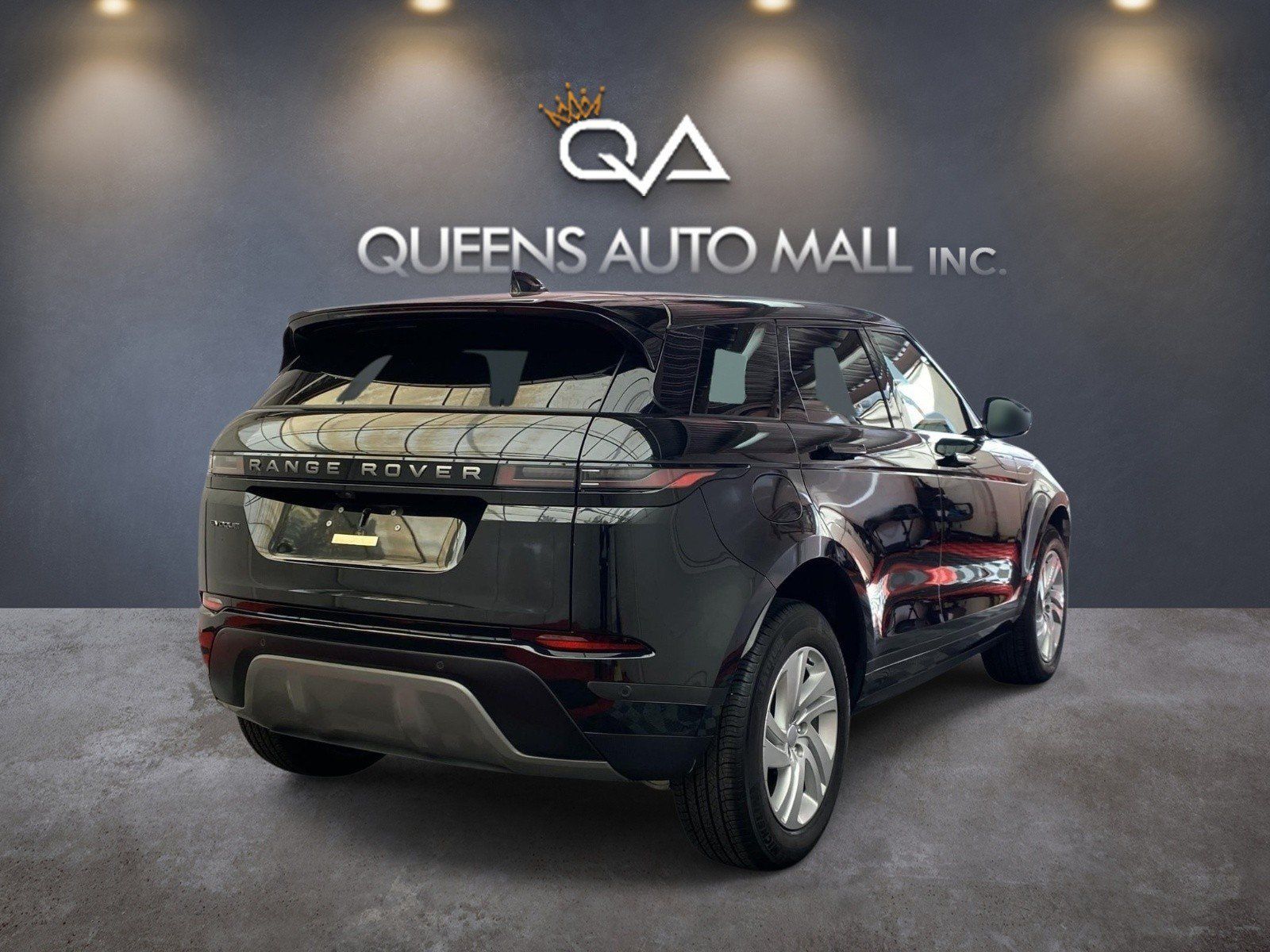 Used 2026 Land Rover Range Rover Evoque S AWD/4WD image 6