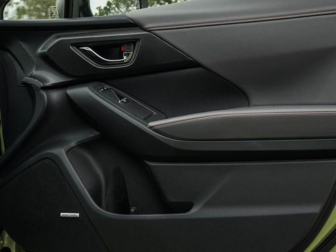 New 2026 Subaru Crosstrek 2.5i Limited AWD/4WD image 9