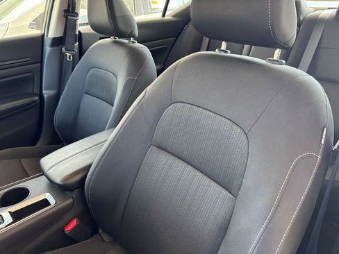 Used 2025 Nissan Altima 2.5 SV image 36