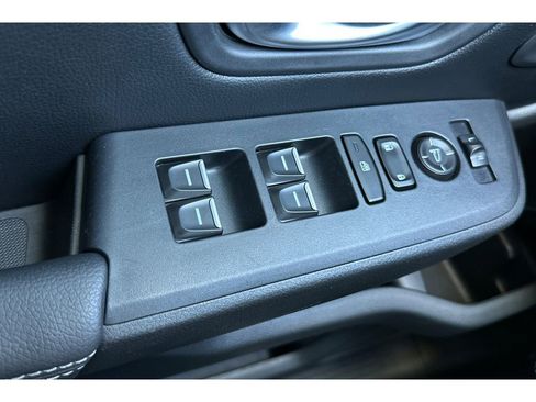 Used 2024 Honda Pilot EX-L image 12