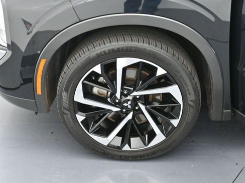 Used 2022 Mitsubishi Outlander SE image 31