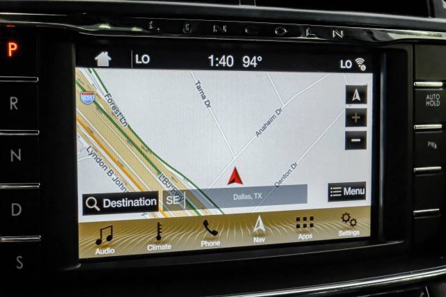 Used 2019 Lincoln Continental Select FWD image 29
