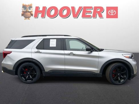 Used 2021 Ford Explorer ST w/ Equipment Group 401A image 2