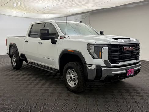 Used 2024 GMC Sierra 2500 Pro w/ Convenience Package AWD/4WD image 7