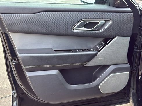 Used 2020 Land Rover Range Rover Velar R-Dynamic S image 13
