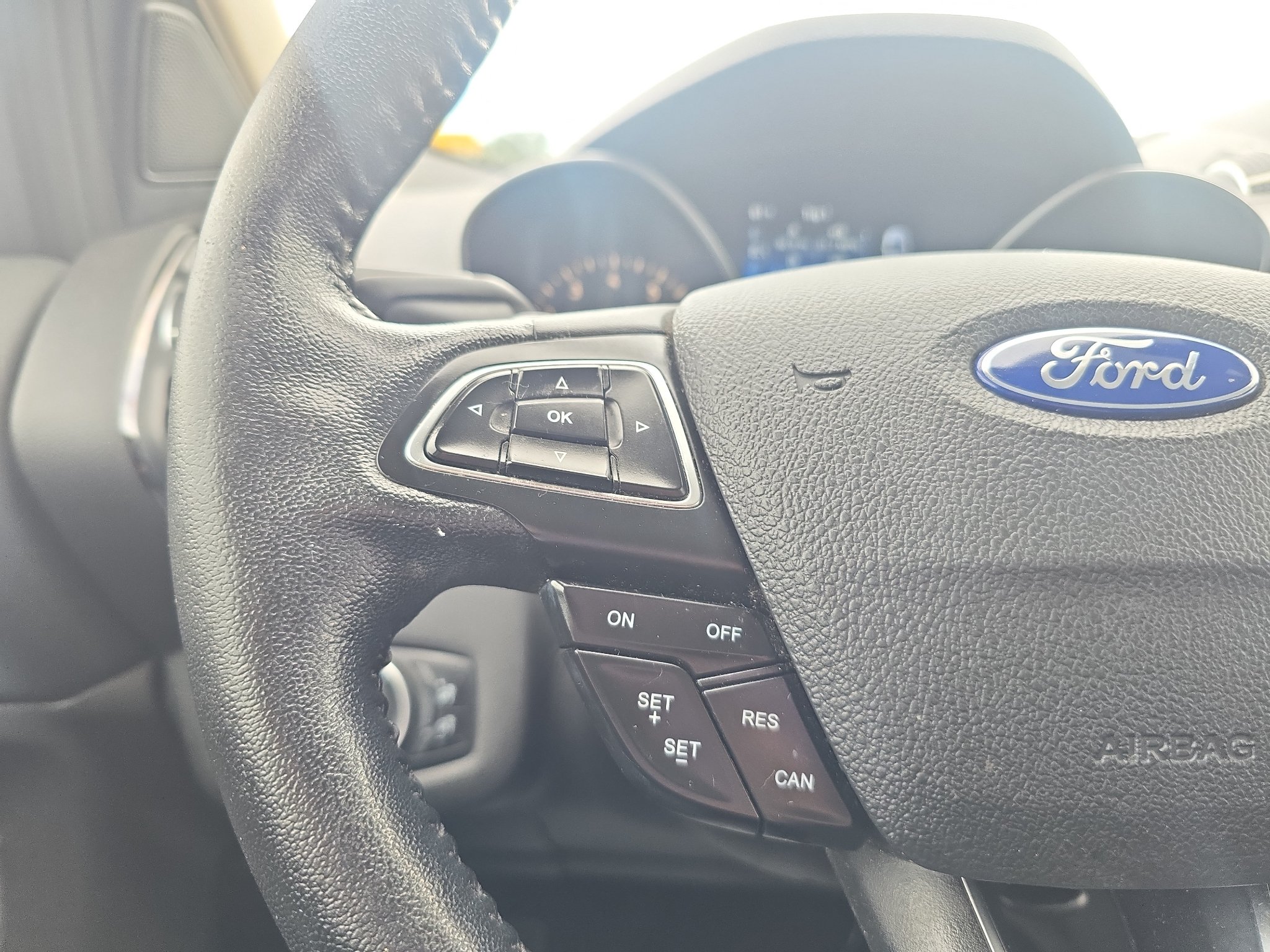 Used 2017 Ford Escape Titanium FWD image 22