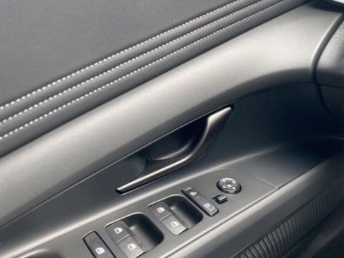 New 2026 Hyundai Elantra Sport FWD image 13