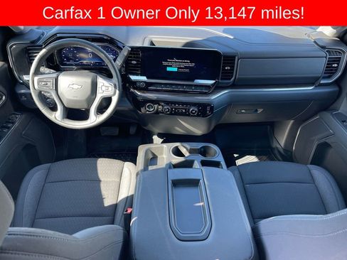 Used 2024 Chevrolet Silverado 1500 LT w/ Z71 Off-Road Package image 12