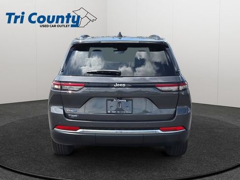 Used 2023 Jeep Grand Cherokee 4WD 4xe image 6