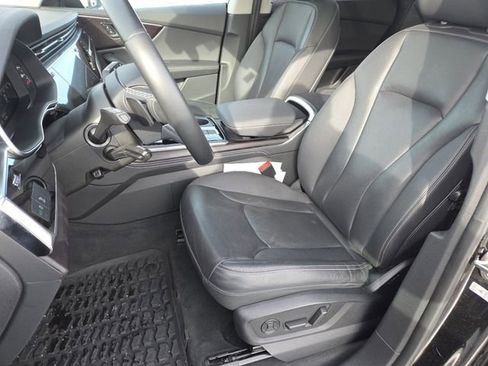 Used 2023 Audi Q8 Premium Plus image 33