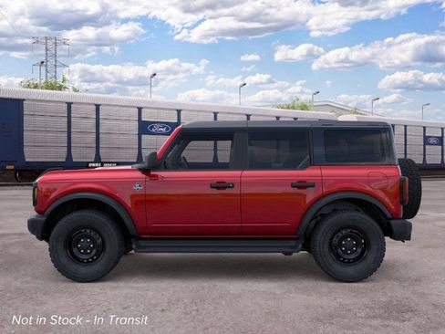New 2026 Ford Bronco Outer Banks w/ Black Appearance Package AWD/4WD image 3