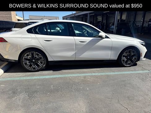 Used 2026 BMW i5 eDrive40 w/ M Sport Package RWD image 8