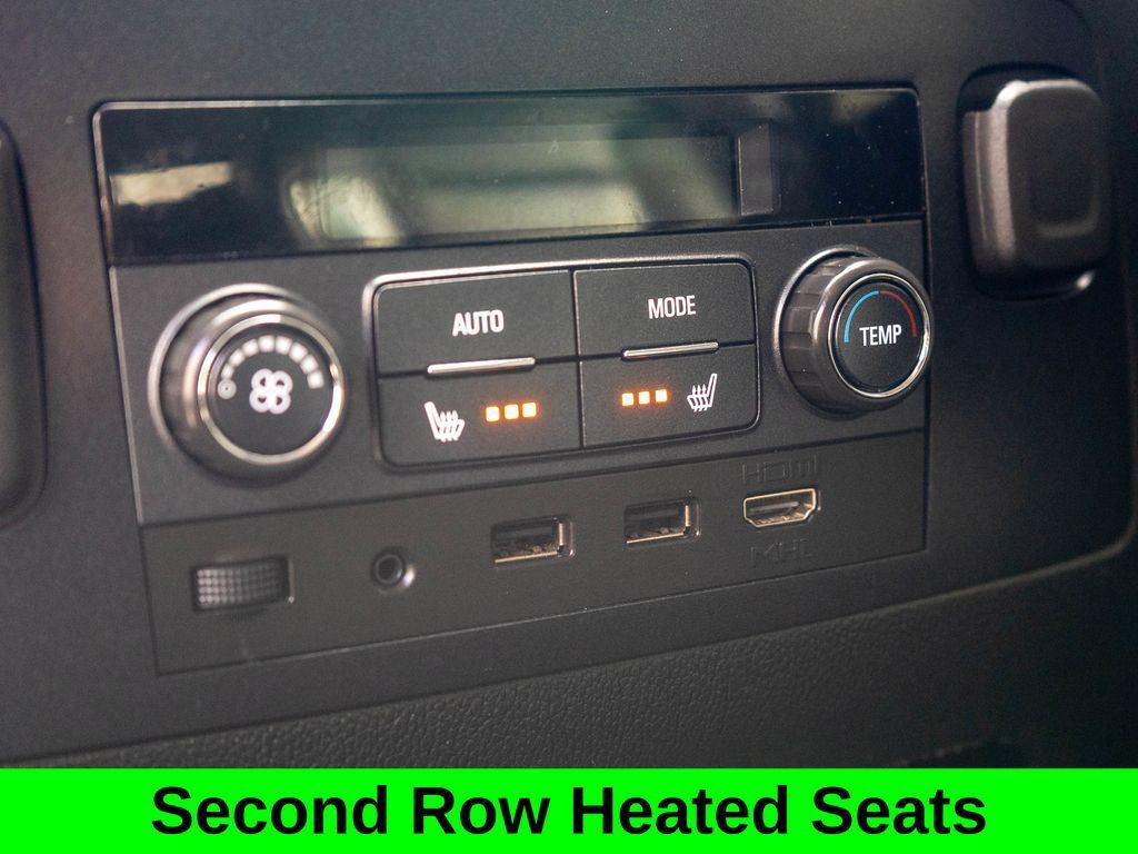 Used 2018 GMC Yukon Denali w/ Denali Ultimate Black Edition AWD/4WD image 17