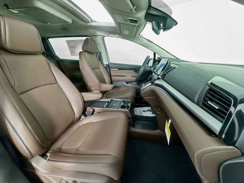 Used 2026 Honda Odyssey Touring image 41