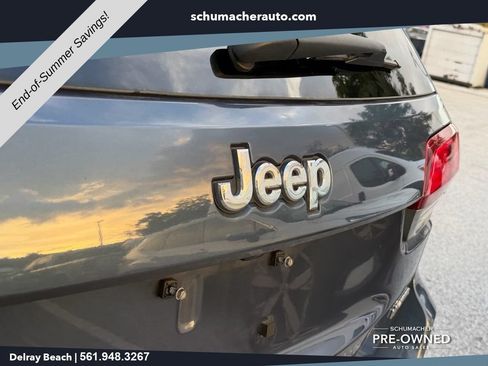 Used 2021 Jeep Grand Cherokee Limited w/ Luxury Group II RWD image 14
