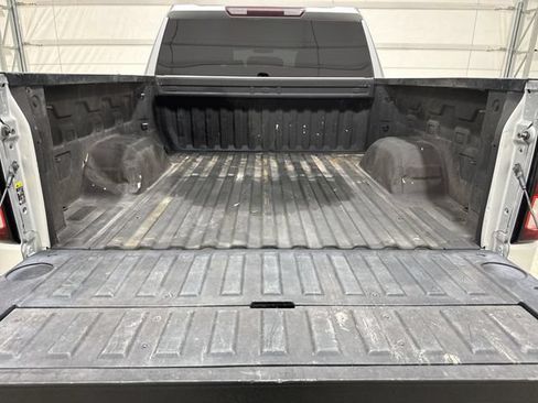 Used 2021 GMC Sierra 1500 Elevation w/ X31 Off-Road Package AWD/4WD image 25