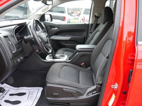 Used 2019 Chevrolet Colorado LT w/ Safety Package AWD/4WD image 2