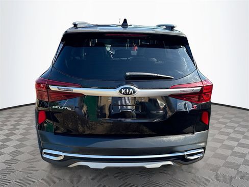 Used 2021 Kia Seltos S image 7